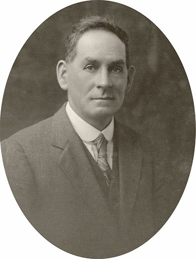 Samuel-Felix-Aburn_resized.jpg