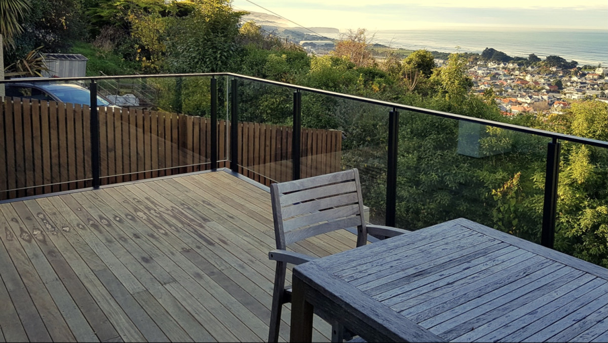Edge Semi Frameless Balustrade
